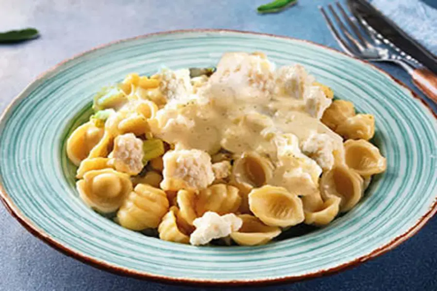Pasta integrale con cavolfiori e gorgonzola