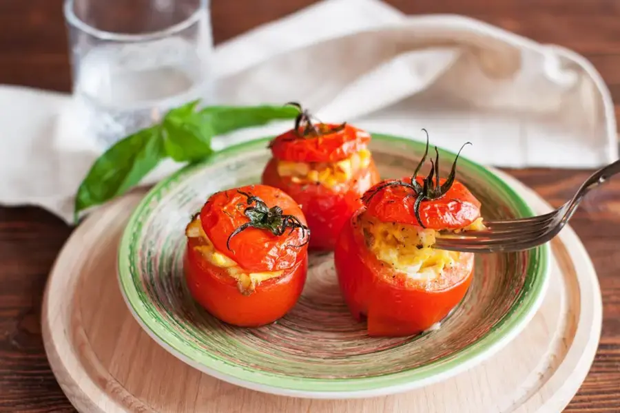 Pomodori ripieni di tonno e patate